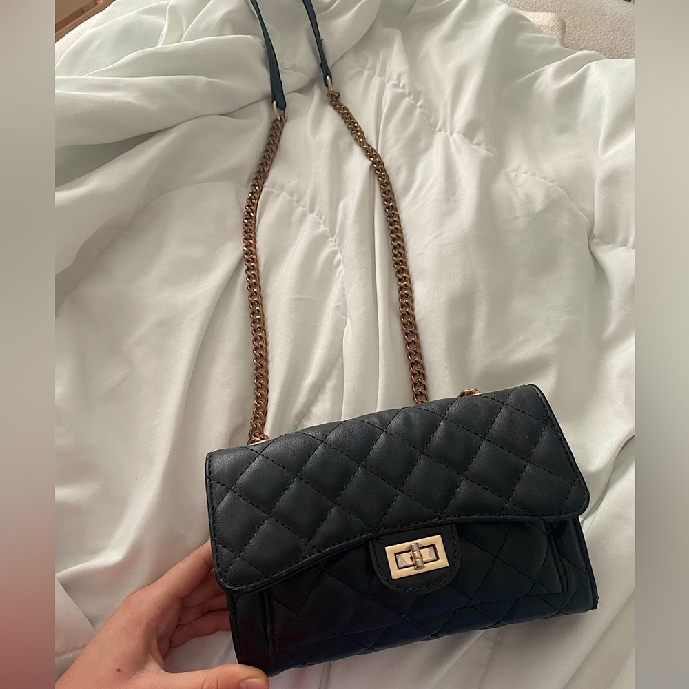 Cute bag to put your cosmetics and little things when you go out